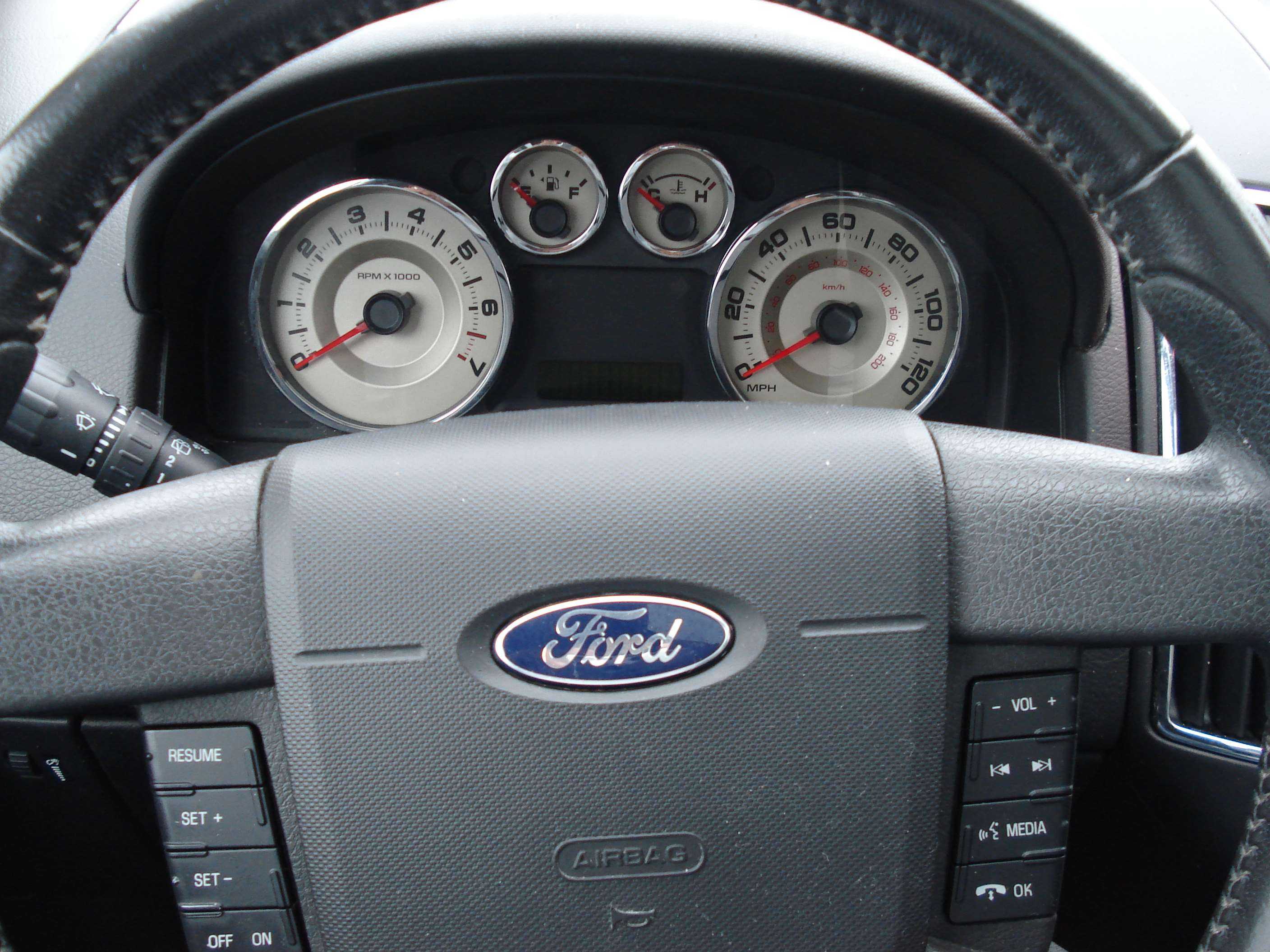 Ford Edge Image 16